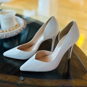 Le Chateau Elegant White Women's Heels